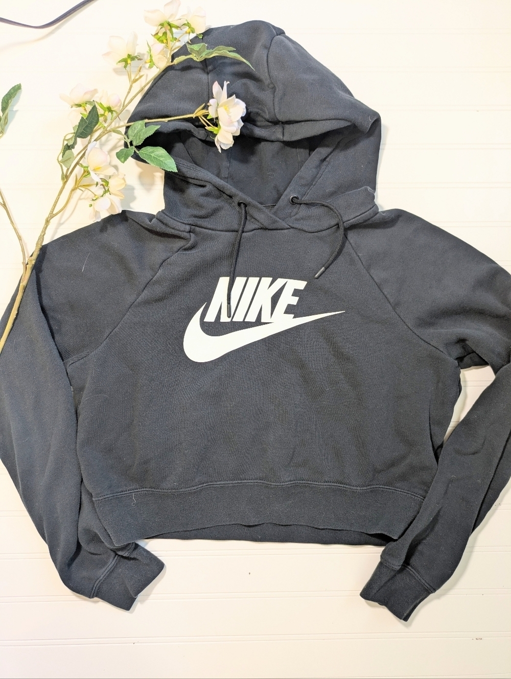 Nike Black Cropped Hoodie Sweatshirt